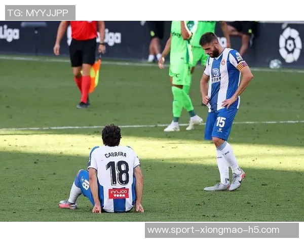 巴德吉因轻微不适缺席合练仍有望入选加泰德比大名单