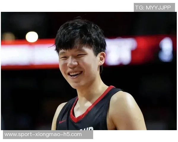 费舍尔谈杨瀚森组织能力不足球队期待他成长为核心球员 费舍尔谈杨瀚森组织能力不足球队期待他成长为核心球员